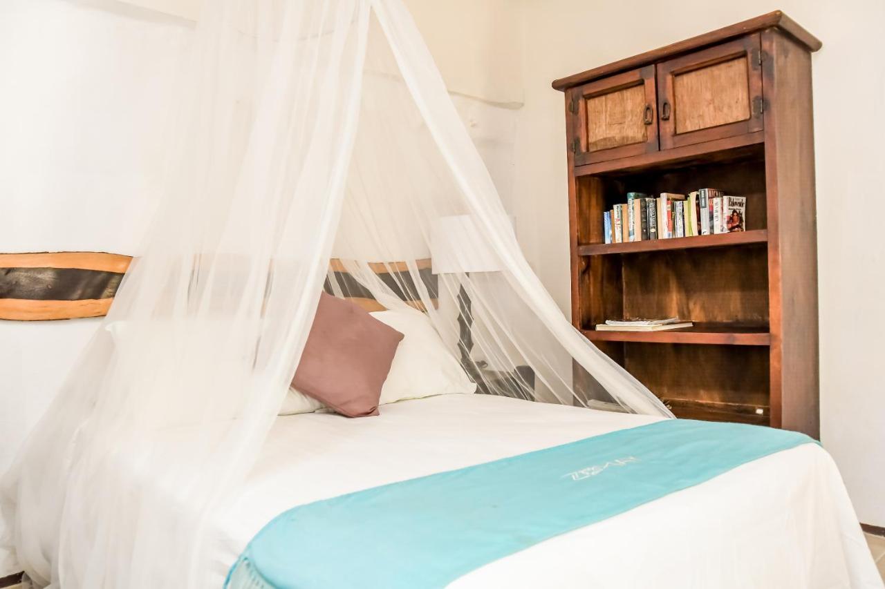 Hotel Zomay Beachfront