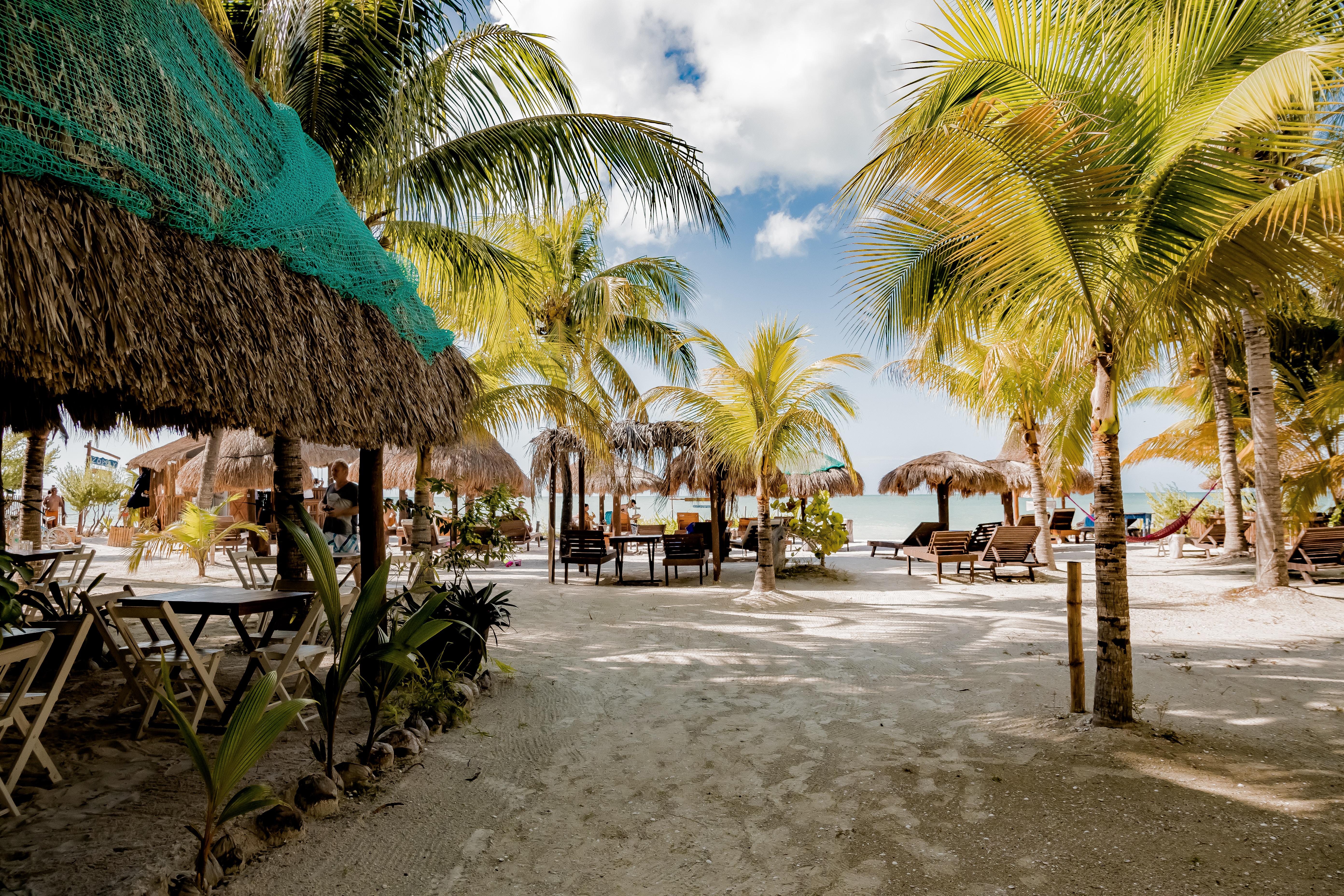 Hotel Zomay Beachfront